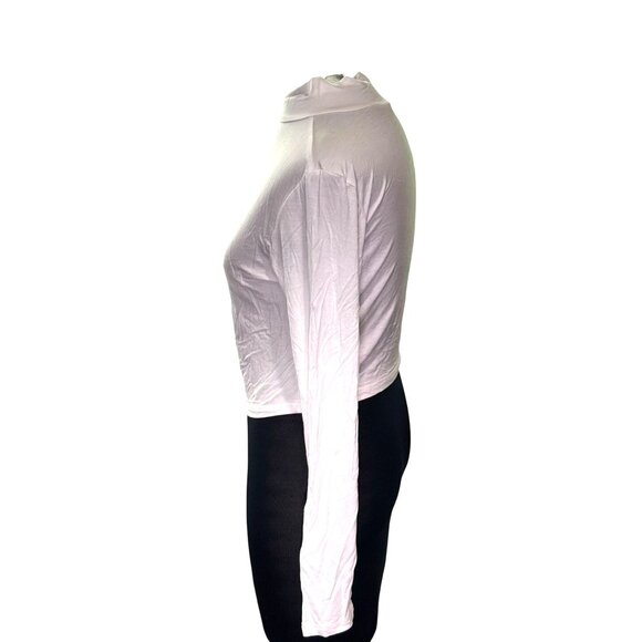White Long-Sleeve Mock Neck Stretch Top By Trendy - Picture 2 of 10